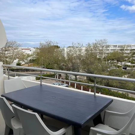 Première Ligne Parking *