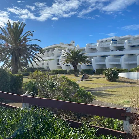 Premiere Ligne Parking Apartment *